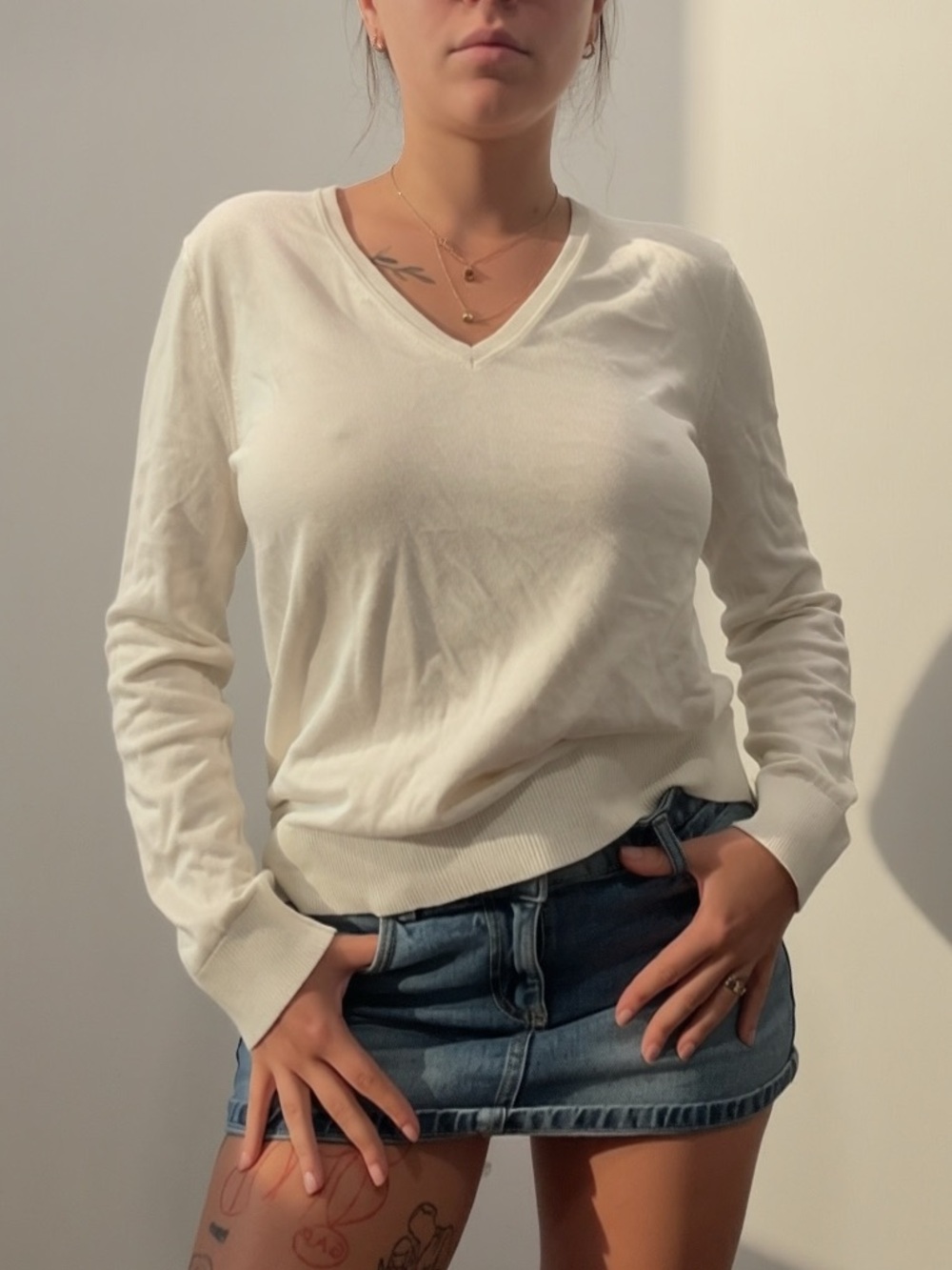Banana Republic Forever Sweater White V-Neck